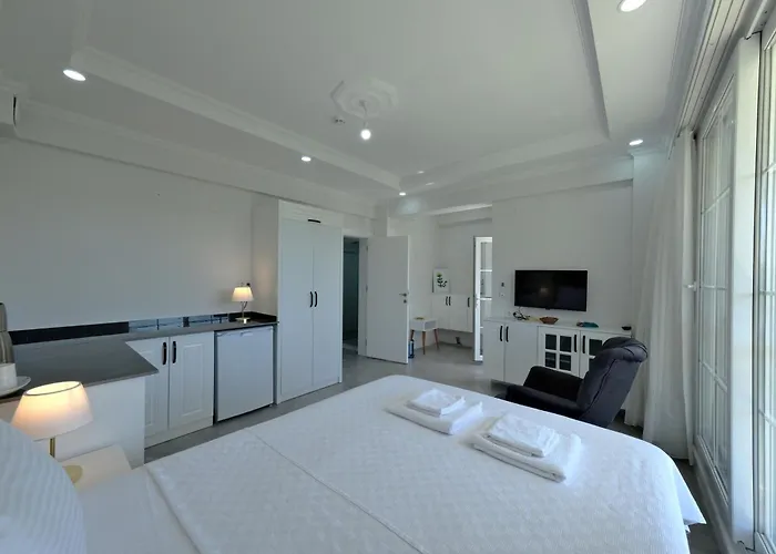 Hotel The & Airport 10 Km Dalaman