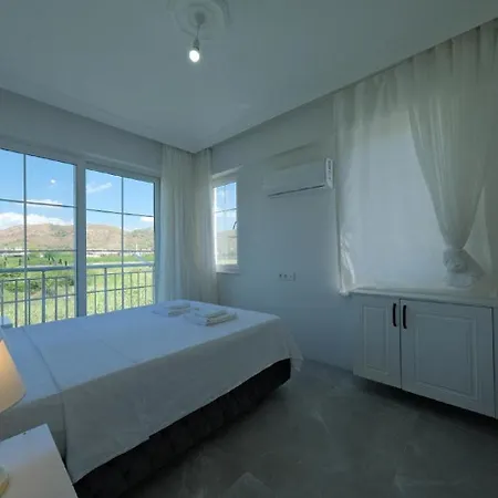 Hotel The & Airport 10 Km